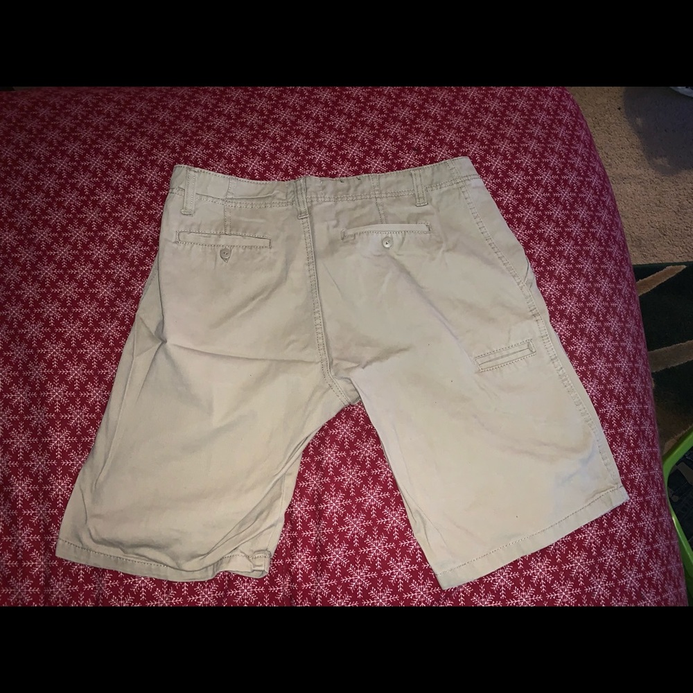 Men’s khaki shorts.